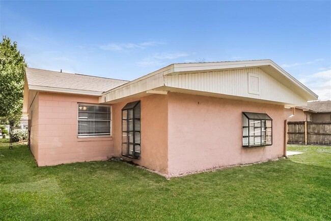 Building Photo - 6818 Massa Ct