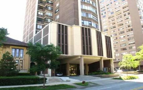 Primary Photo - 6325 N Sheridan Rd