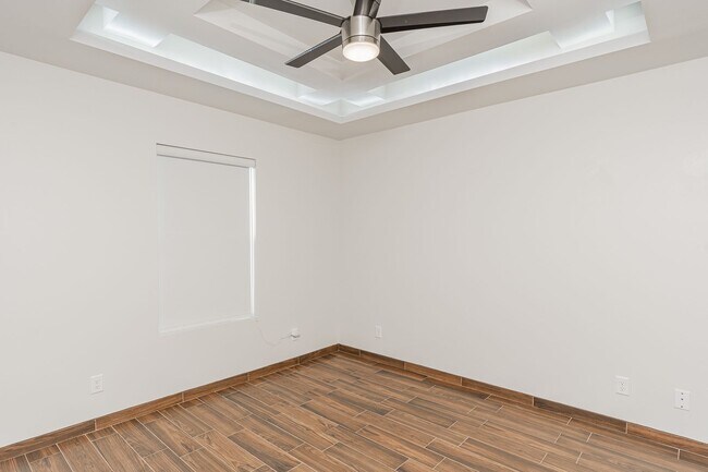 Building Photo - Beautiful 3 Bedroom Townhome in McAllen