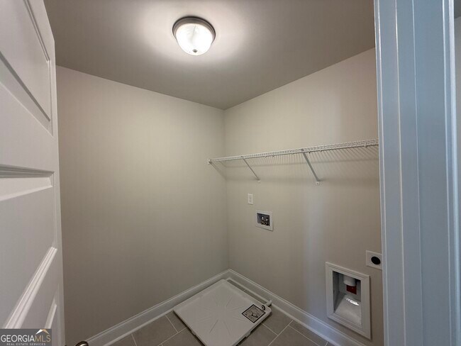 Building Photo - 3338 Sir Gregory Manor NW