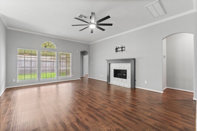 Building Photo - 3007 Rustic Gardens Dr