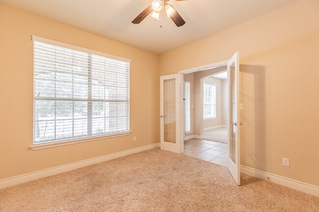 Building Photo - 3922 Retreat Run