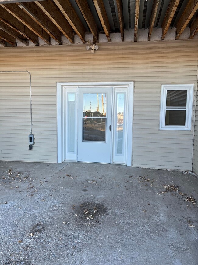 Building Photo - 7604 Ridge Rd