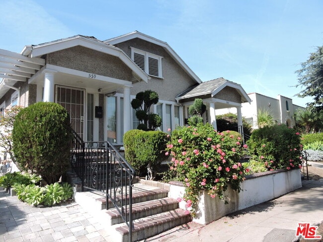 Building Photo - 559 N Windsor Blvd