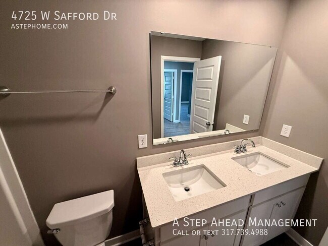 Building Photo - 4725 W Safford Dr