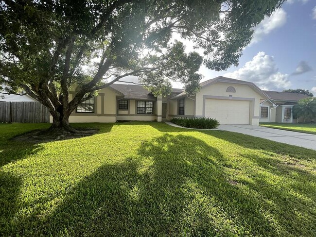 Primary Photo - 10448 Water Hyacinth Dr