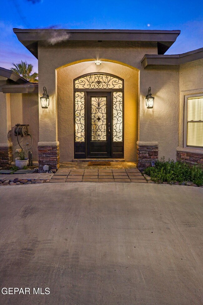 Building Photo - 1316 Hookridge Dr