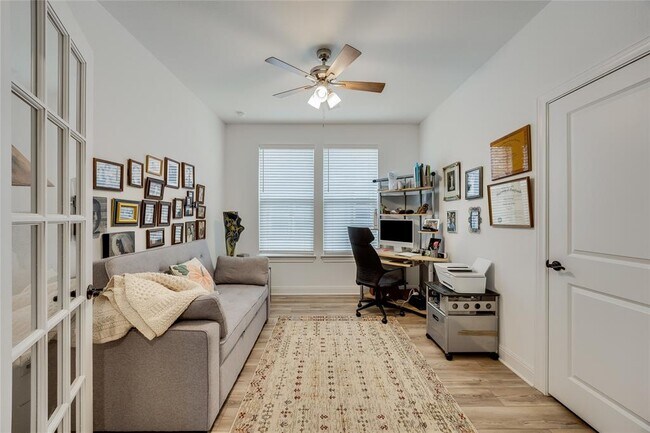 Building Photo - 331 Kitty Hawk Rd