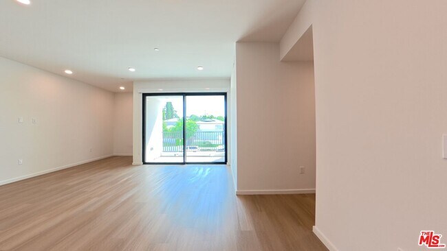 Building Photo - 5119 Colfax Ave