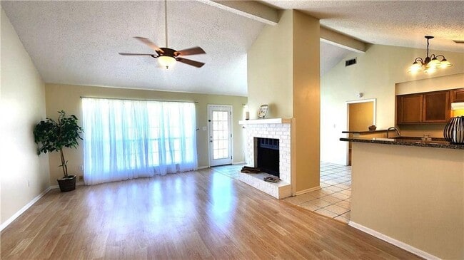 Building Photo - 310 Audubon Dr