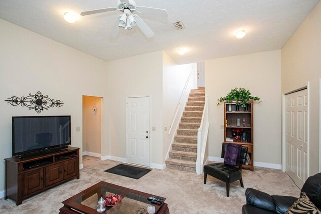 Building Photo - 1508 Clover Ct