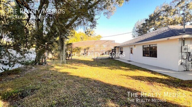 Building Photo - 1009 Alfred Dr