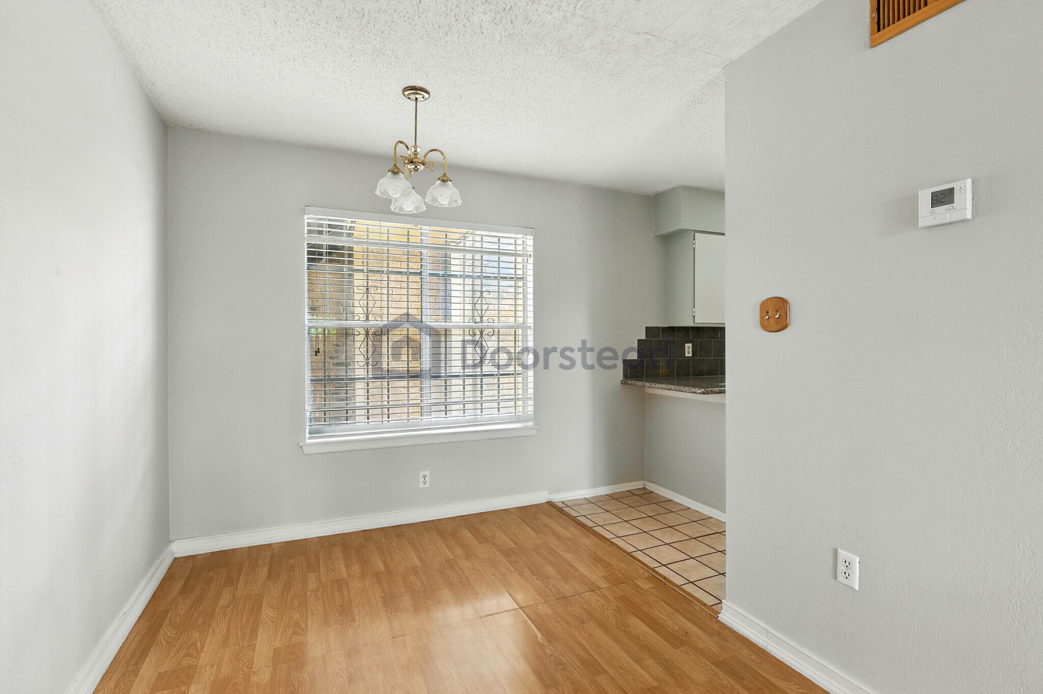 Building Photo - 923 Vance Jackson Rd