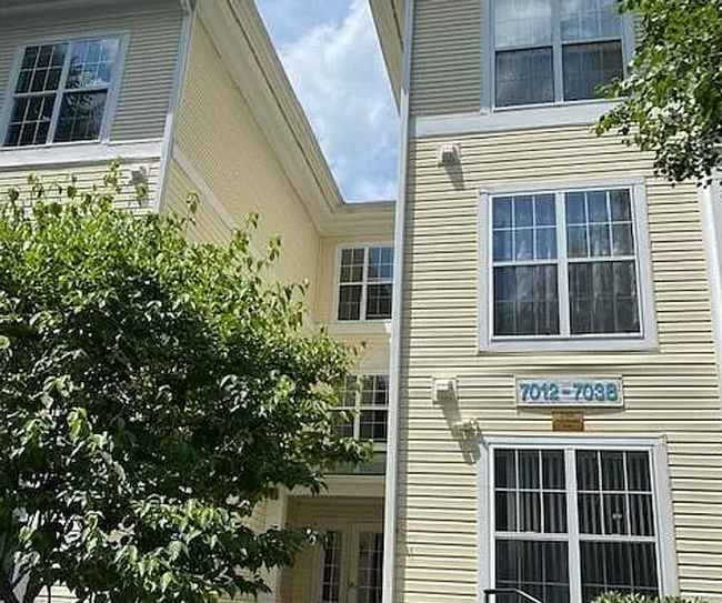 Building Photo - 2 Bedroom 2 Bath Condo Brookstone Baltimor...