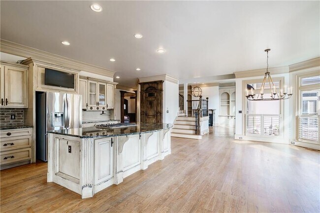 Building Photo - 521 Brendlynn Ct