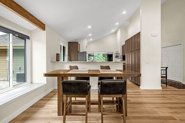 Building Photo - MOVE IN SPECIAL: First month free! - Fully...