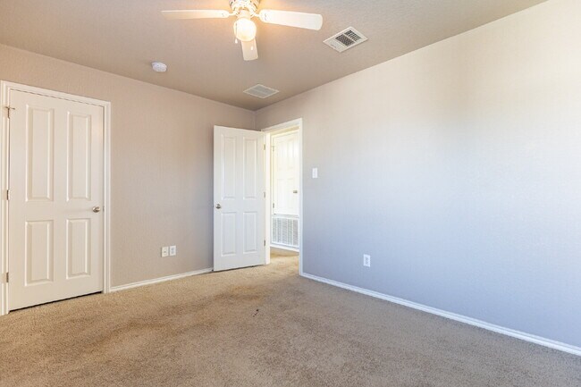 Building Photo - 11716 Channing Dr