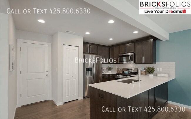 Building Photo - 8860 53rd Pl NE
