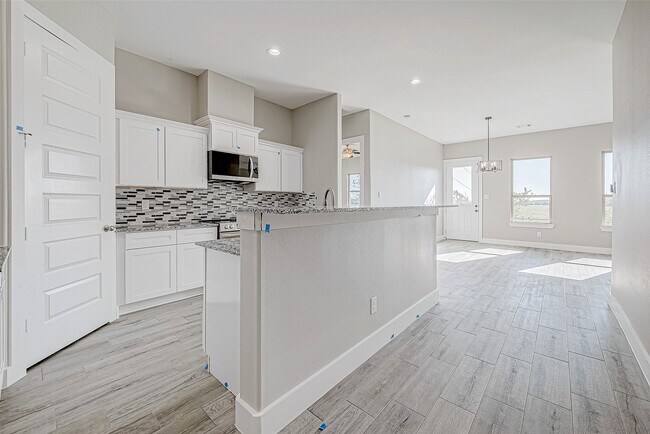 Building Photo - 3639 Needville Ave