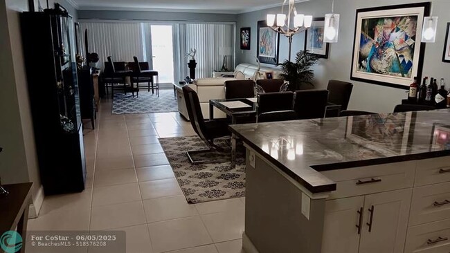 Building Photo - 4100 Galt Ocean Dr