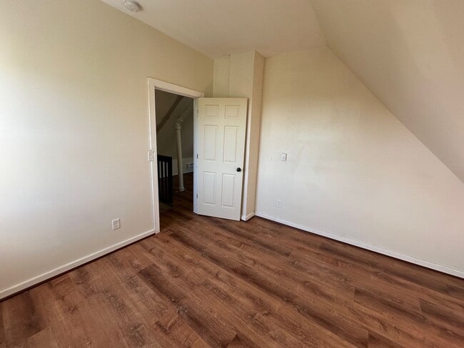 Building Photo - Meinecke Single Family Home