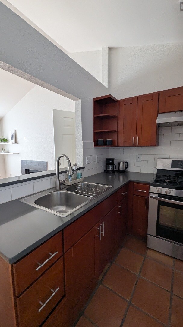 Building Photo - 11901 Swearingen Dr