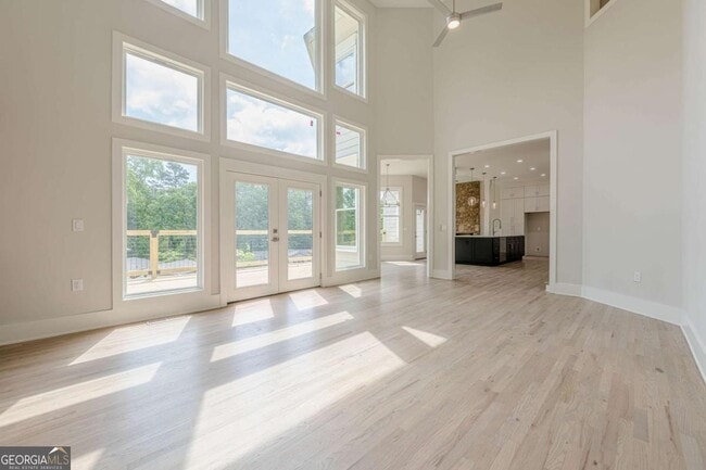 Building Photo - 2555 Chattahoochee Ln