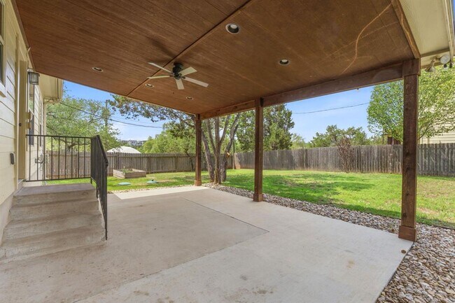 Building Photo - 10215 Twin Lake Loop