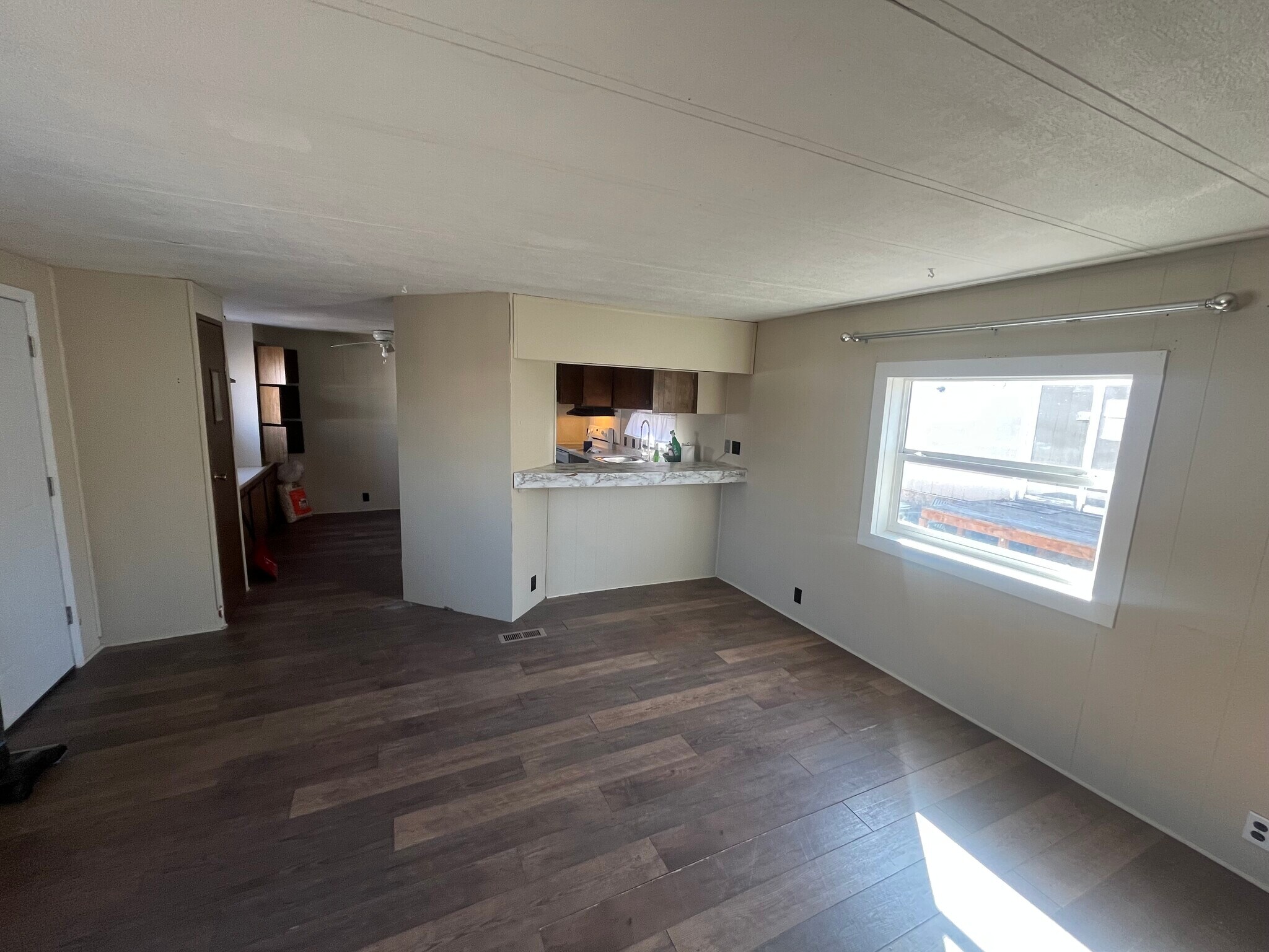 Building Photo - 2417 2nd St S