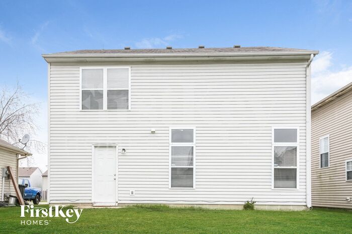 Building Photo - 10319 Kensil St