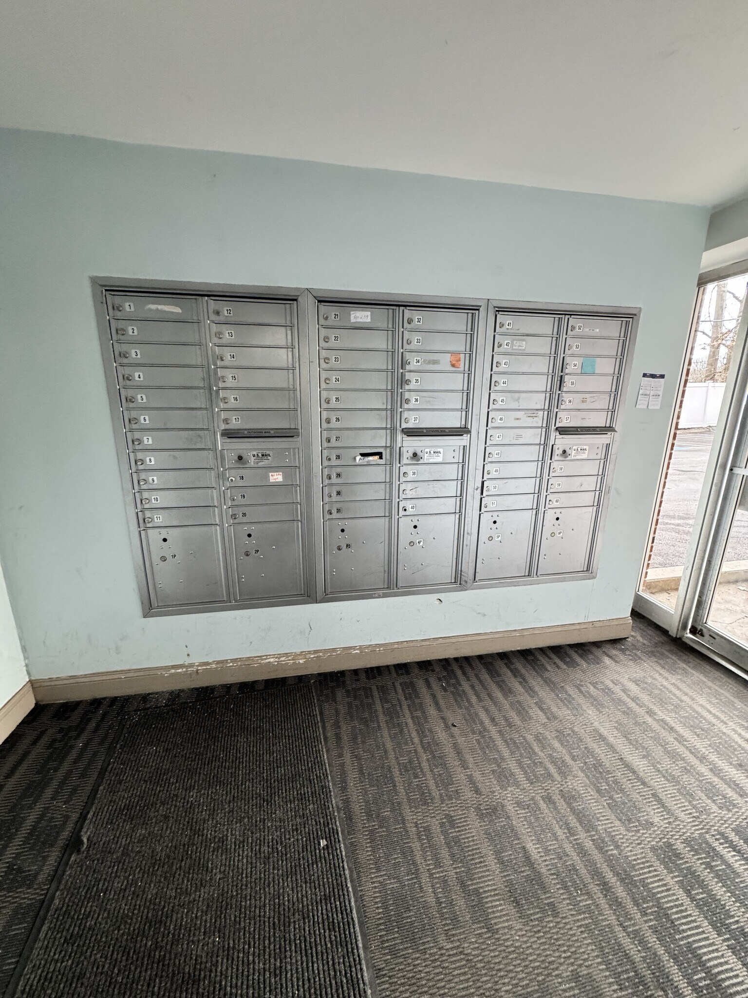 Building Photo - 54 Park Ave