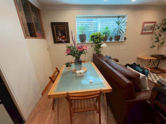 Building Photo - 3148 College Ave