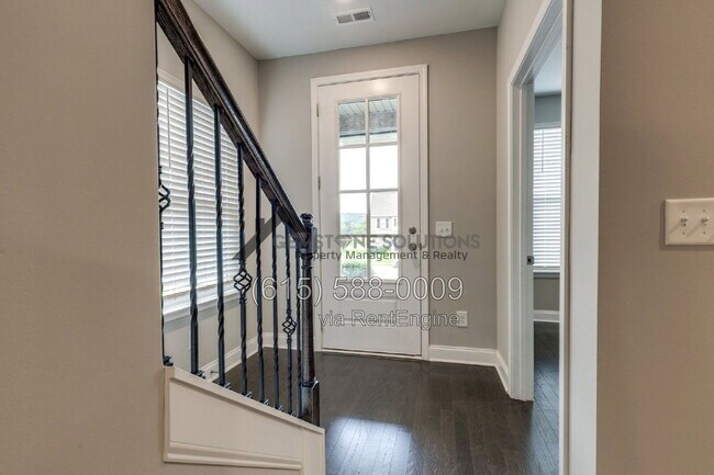 Building Photo - 714 Hahn Ct