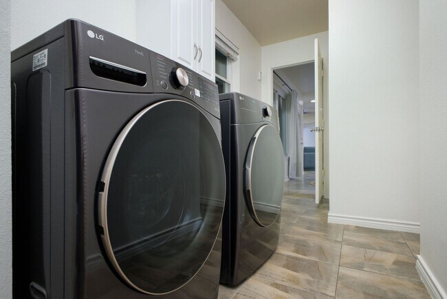 Building Photo - 107 Wickford Way