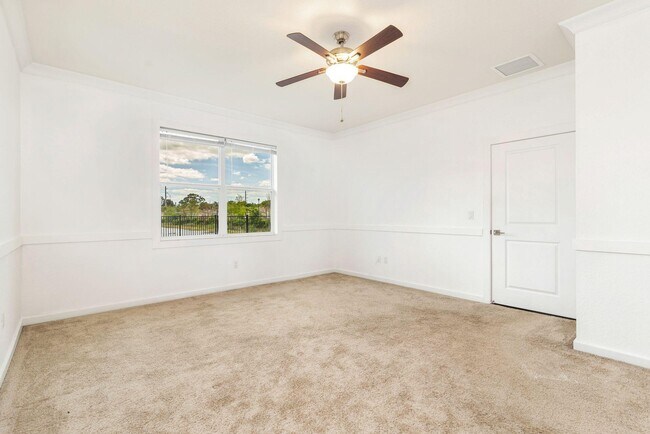 Building Photo - 7410 SW Harbor Cove Dr
