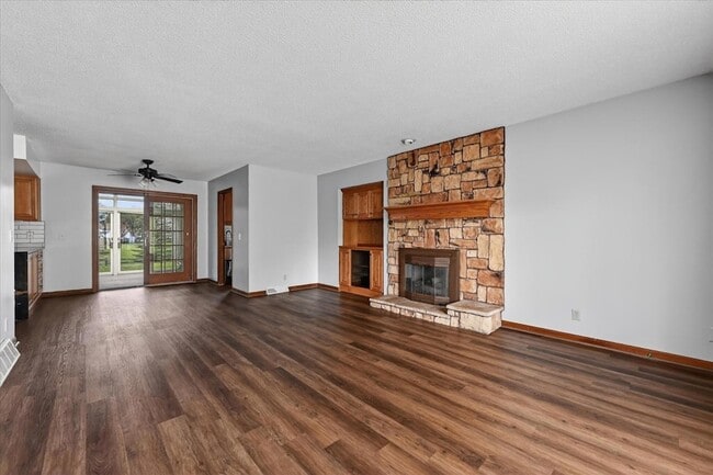 Building Photo - 7932 Harrow Ct