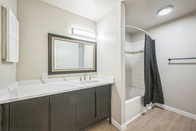 Building Photo - 7755 E Quincy Ave