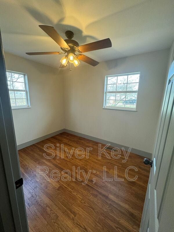 Building Photo - 406 Dodson Ave