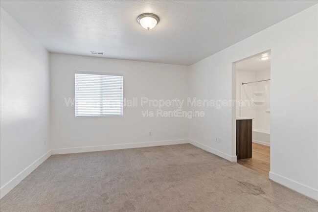 Building Photo - 1177 Shady Brook Ln S