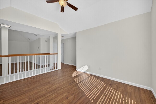 Building Photo - 8302 Cliffshire Ct