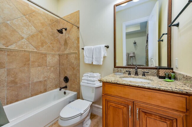 Building Photo - 7841 Palmilla Ct