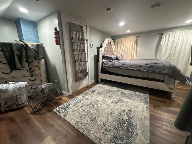 Building Photo - 25 Old Wolfeboro Rd