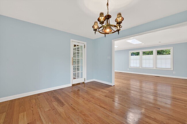 Building Photo - 23017 Timber Creek Ln