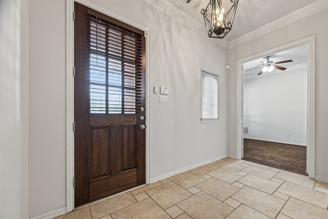 Building Photo - 6726 Hathaway Ln