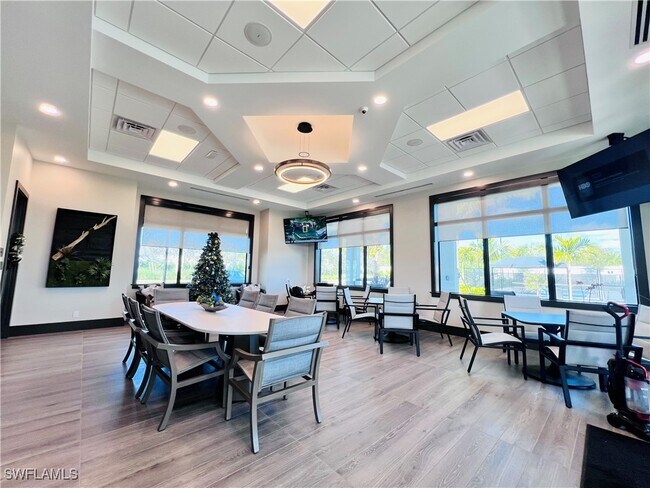 Building Photo - 9124 Raintree St