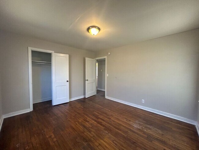Building Photo - 1429 47th St Ensley