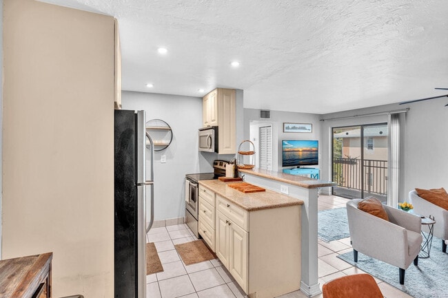 Building Photo - 1826 N Dixie Hwy