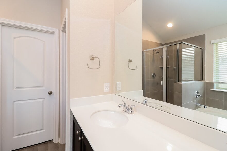 Building Photo - 11804 Castleford Way