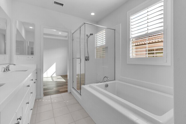 Building Photo - 110 Okra