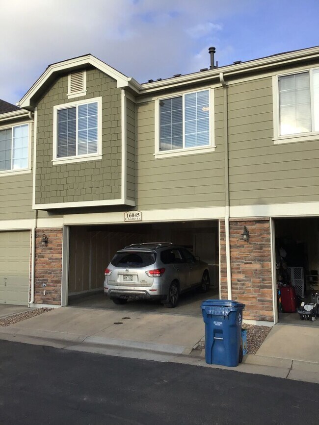 Building Photo - 3 bed 2.5 bath townhome for rent at Cherry landing 80016